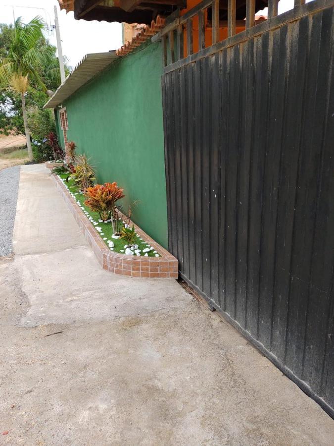 Chacara Bella Vida Com Piscina Churrasqueira Salao De Festas Fogao A Lenha Quadra Aracariguama Exterior photo